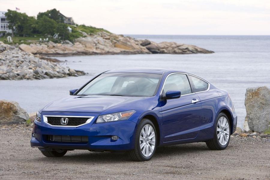  Honda Accord Coupe 2008 года  (US) (фото 27 из 39)